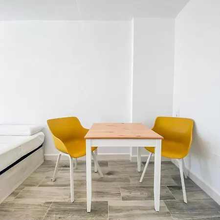 Apartamento Wifi, Terraza, Piscina Y Acceso Privado A La Playa Torremolinos