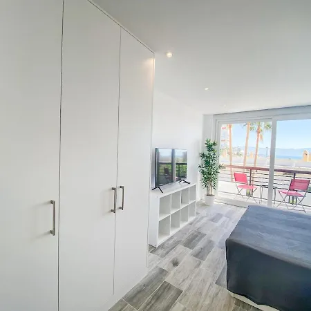 Wifi, Terraza, Piscina Y Acceso Privado A La Playa Apartment Torremolinos