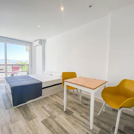 Wifi, Terraza, Piscina Y Acceso Privado A La Playa Apartment